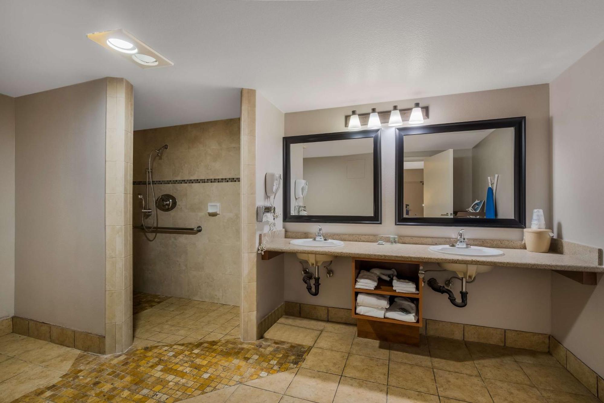 Best Western Diamond Bar Hotel & Suites Экстерьер фото