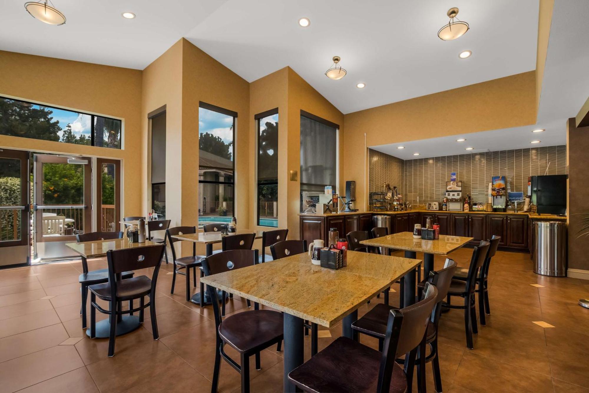 Best Western Diamond Bar Hotel & Suites Экстерьер фото